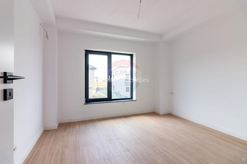 Vila 6 camere | curte generoasa | Tunari - Nord - 9