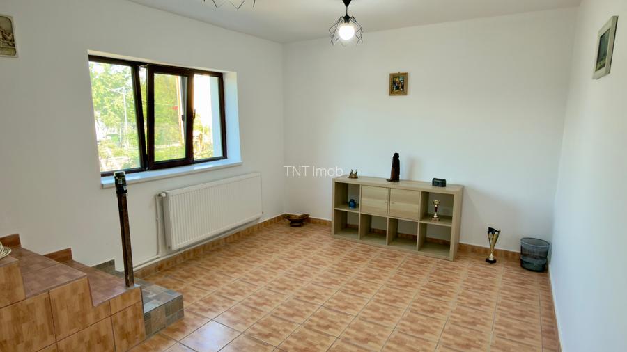 Casa Individuala | 5 camere | 2 Bai | P+1 | Renovata | Teren 500mp | Sat Snagov - 12