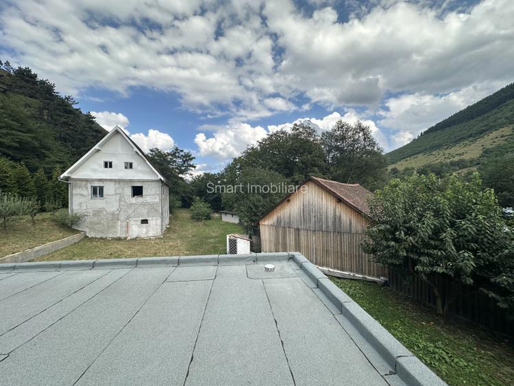 Casa de lux, cu vedere panoramica asupra muntilor, 2600mp teren Gura Raului - 10