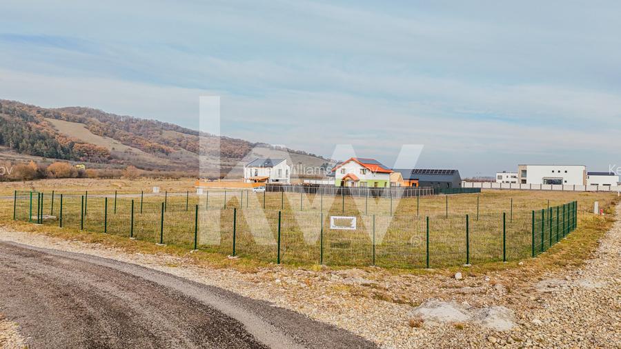 Teren de vanzare cu autorizatie de construire, 753mp, la baza Dealului Lempes - 10