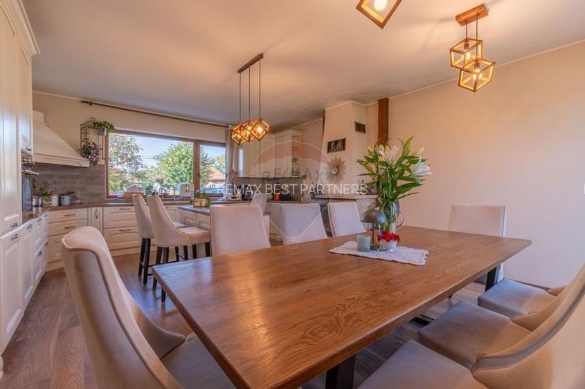 Proprietate exclusivista de vanzare: 2 case | 9 camere | 2000 mp teren - 31