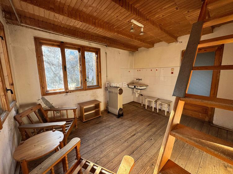 Teren și casă de vânzare în Miercurea Ciuc, zona L1u (strada Leliceni) - 7