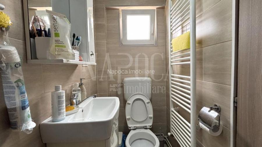 Casa 8 camere de vanzare in Floresti - 5