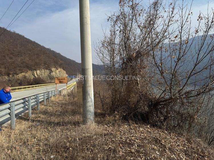 Teren intravilan Dubova - la Dunare - 6