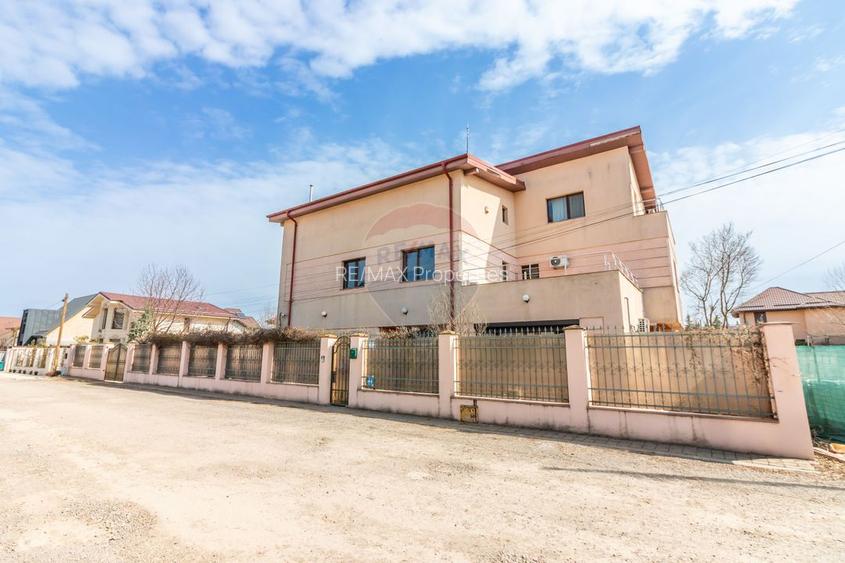 Vanzare Vilă cu 7 camere  Corbeanca - 32