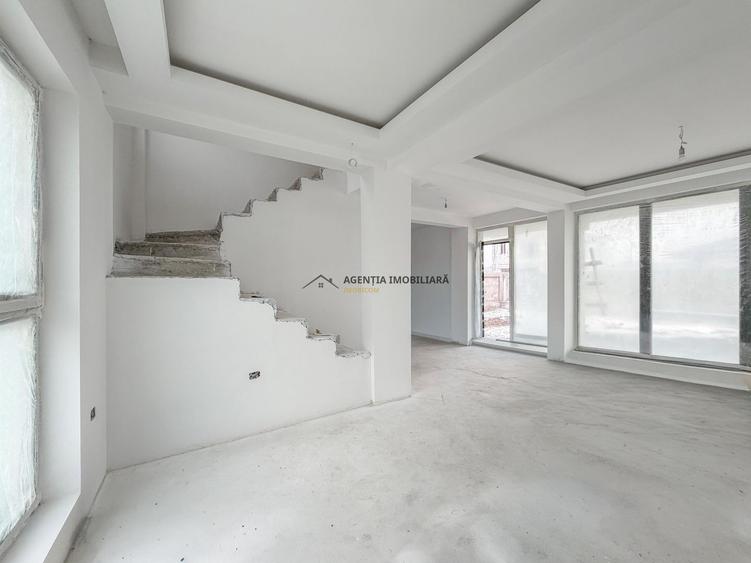 Casa individuala P+1+M