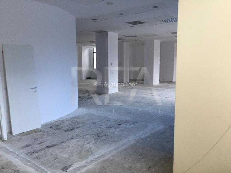 Premium Office Building Asset | 2.041 mp Su Totala | Ultracentral București - 19