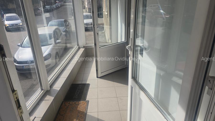Inchiriez spatiu comercial cu destinatie de birouri in Deva, zona I. Creanga, - 3