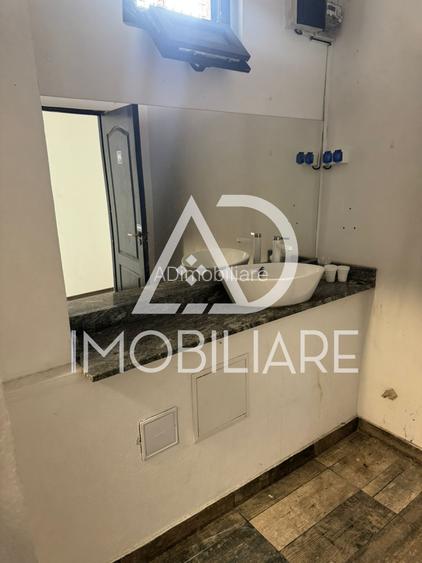 Spațiu comercial de închiriat, Piata Mare - 9