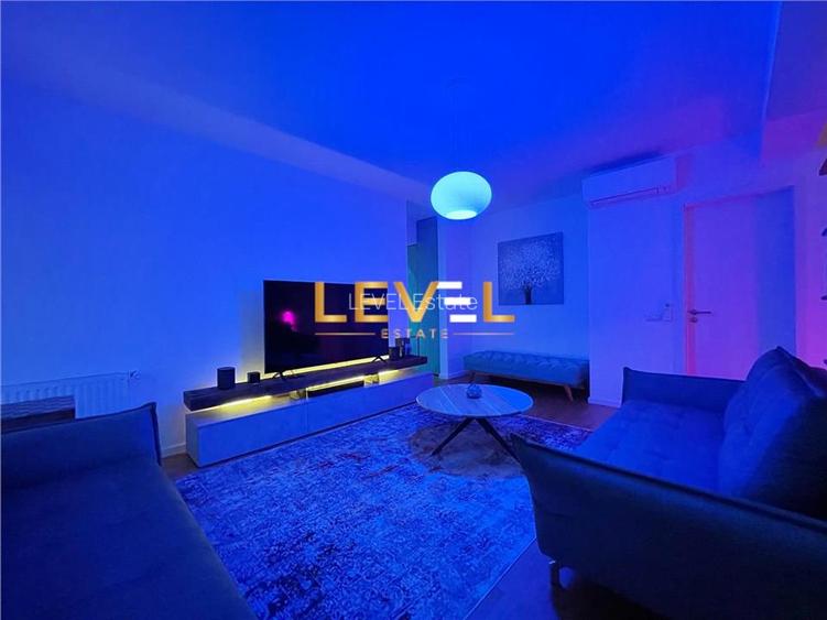 [VIDEO] Triplex Penthouse | 50 SQM Terrace | 2 Parking Spaces | Philips HUE - 8