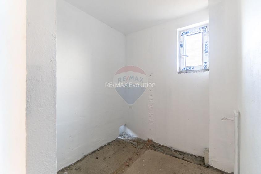 Casa de vanzare | 5 camere | Teren 1,100 mp | STUPINI | COMISION 0% - 16