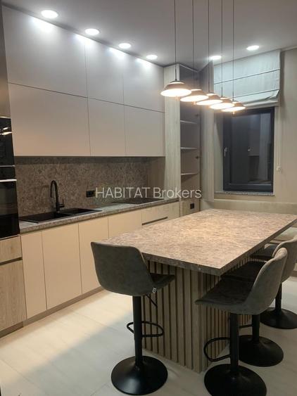 VILĂ DE LUX –  Strada Gheorghe  Ioneescu Sisești/ Băneasa – 1.200.000€ - 16