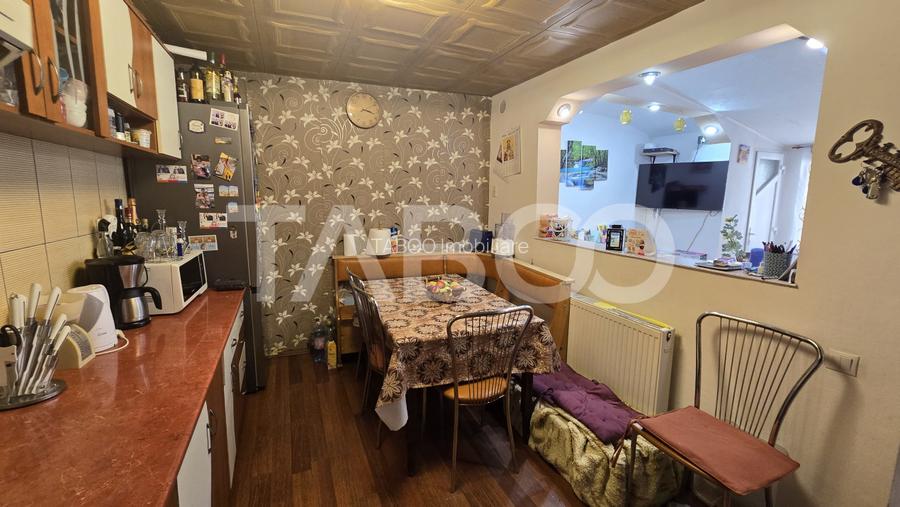 Apartament la casa de vanzare curte comuna Orasul de Jos Sibiu - 10
