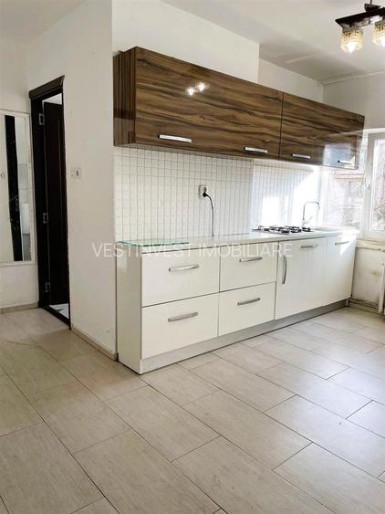 Apartament cu 3 camere zona Autogara Velenta - 3