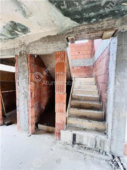 Casa cu 4 camere 2 bai si teren de 230 mp Selimbar - 24