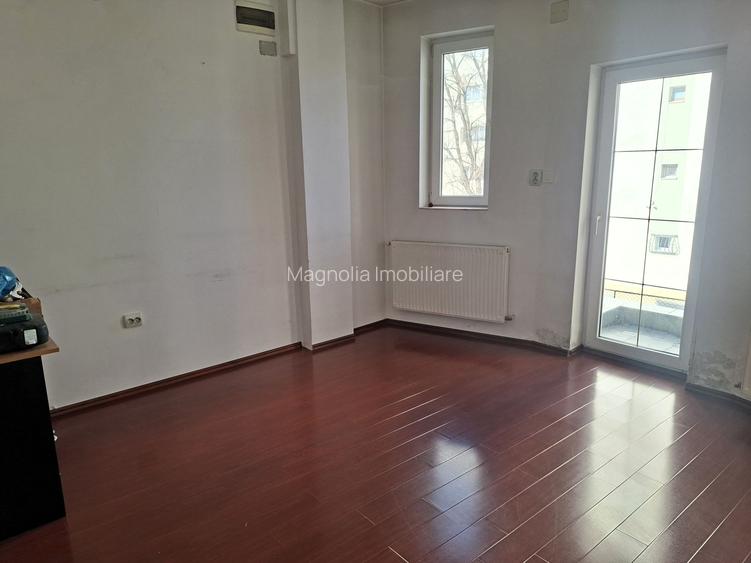 Vilă cu 10 camere, destinație rezidențială / birouri / centru - comision 0%! - 13