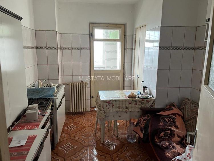 Apartament 2 camere confort 1 decomandat Radu Negru fara imbunatatiri - 5