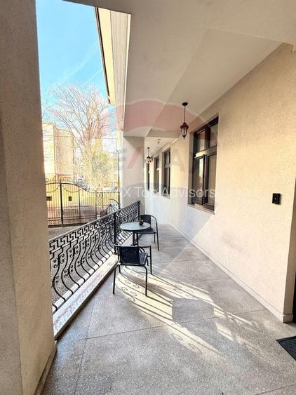 DE INCHIRIAT Spațiu comercial  100mp în zona P-ta Victoriei - 21