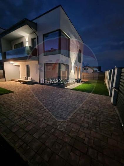 Vila premium de închiriat în Râșnov - 5