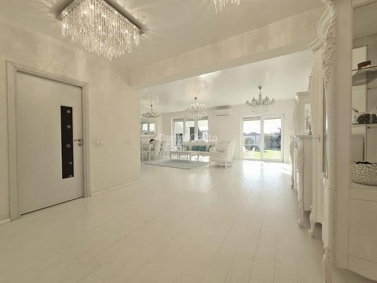 Casă elegantă, complet mobilată, cu curte amenajată - 2