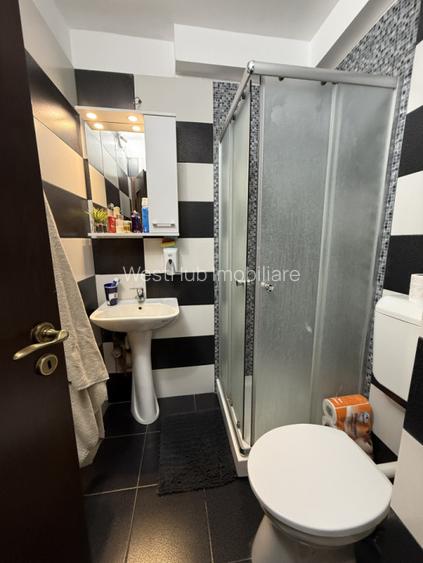 Apartament 4 camere, decomndat, 77 mp utili + 2 balcoane- Soarelui - 8