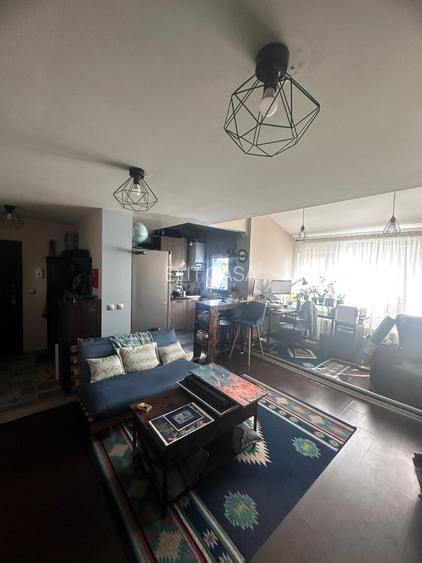 Apartament cu 3 camere, zona Alexandru cel Bun - 2