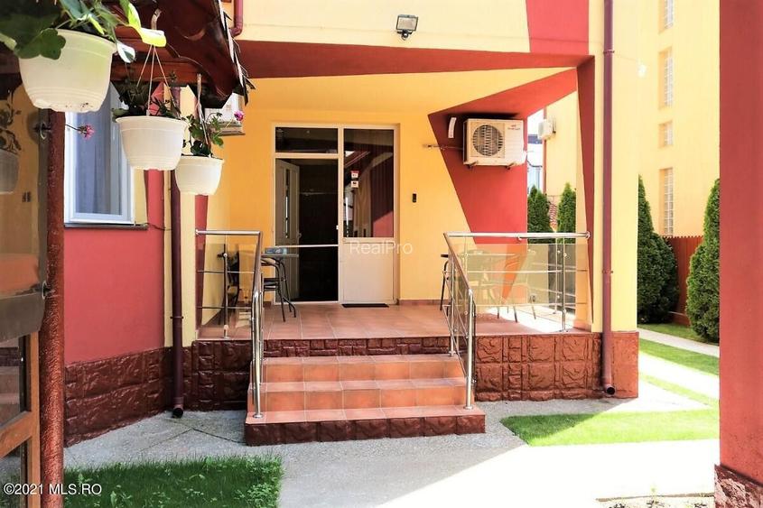 Mamaia Nord - Langa Mare, pensiune la cheie, 11 camere, 9 bai! - 38