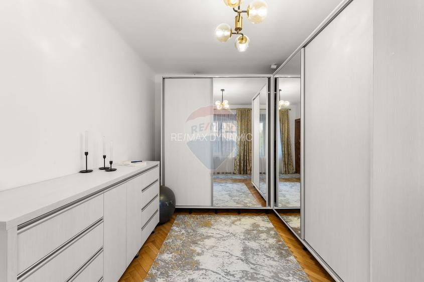 Casă cu 5 camere de vânzare - Aradul Nou - 28