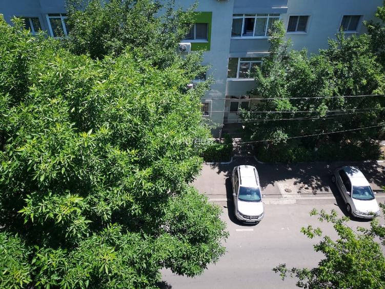 Inchiriez apartament 2 camere, cartier Baneasa, foart aproape de parc Herastrau  - 11