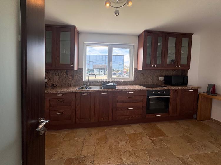 Casa 4 Camere Pretabil Spatiu de Birouri sau Clinica - 4