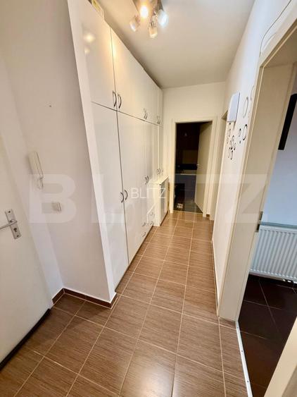 Apartament de vanzare, cu 2 camere, decomandat, etaj 7/8, zona Avantgarden  - 4