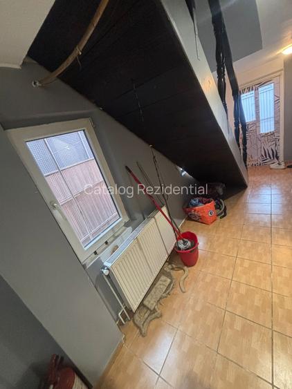 Casa de vanzare cu 4 camere (P+M) in zona Cartier 23 August-Hala Laminor - 12