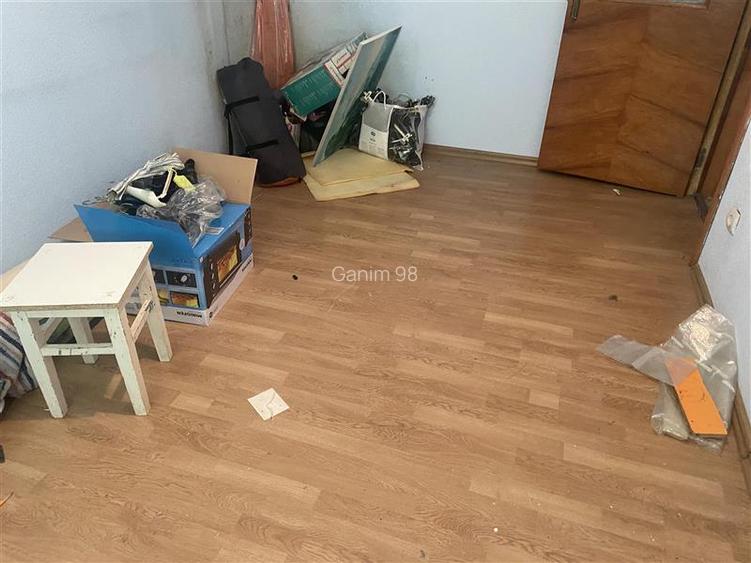 Apartament 2 camere , zona centrala b- dul Brailei , et 1 3 , decomandat , 50 mp - 8