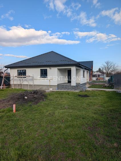 Casa cu garaj Lilieci- teren 540m, canalizare, apa, gaz. - 19