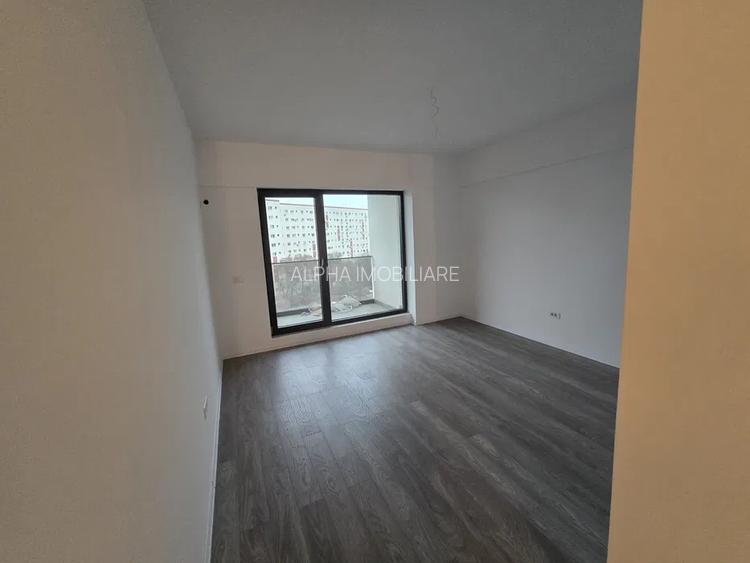 Apartament cu 2 camere decomandat în Apărătorii Patriei - 2