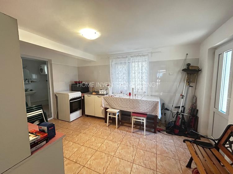 CASA DE VANZARE-BUZAU SAT CUCULEASA - 12