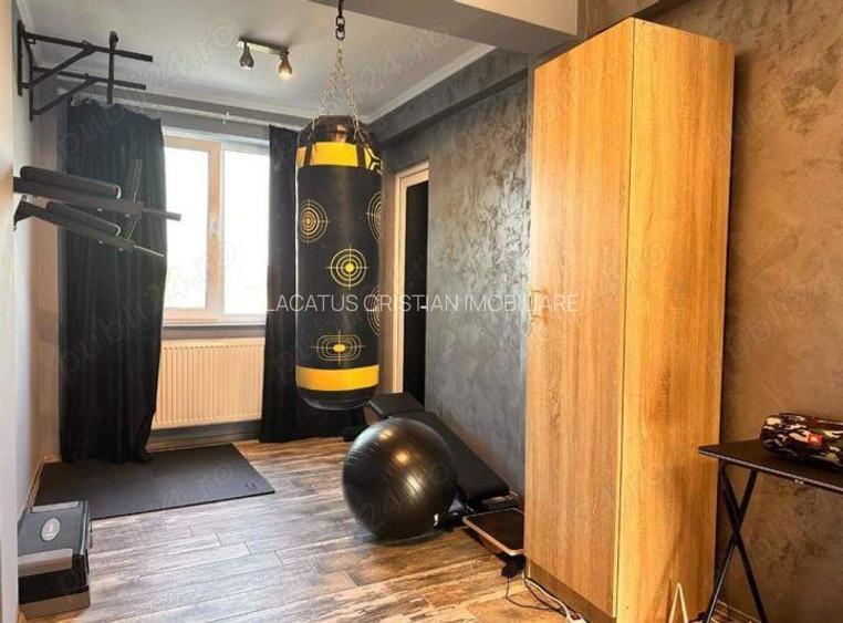 VILA UNICAT ULTRALUX P+1 +CASA CU TEREN 1412MP ZONA PALAZU MARE - 4