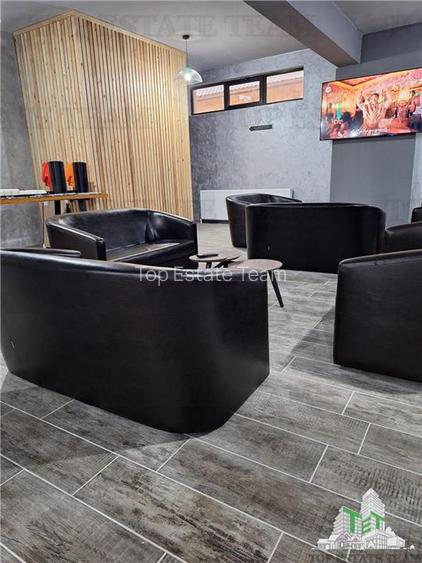 Pensiune premium de vanzare in Voronet - 1.610 mp utili, teren 1.021 mp, afacere - 17