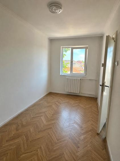 Apartament 3 camere de vânzare | Km 4-5