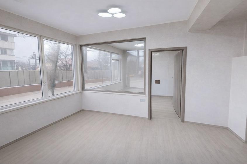 CAPITOL - B-dul. Mamaia - Apartament cu 4 camere si terasa de 80 mp.