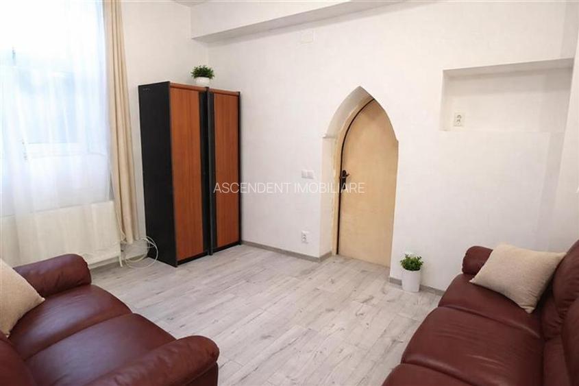 2 apartamente pretabile circuit turistic, Centrul istoric, Strada Postavarului - 4
