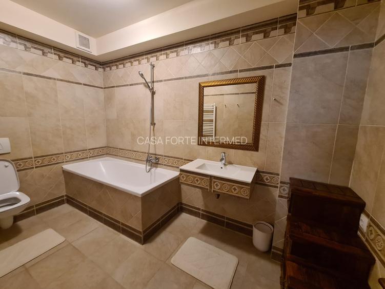 Duplex de lux în centrul stațiunii Mamaia – Eleganță la malul mării  270000 € - 28