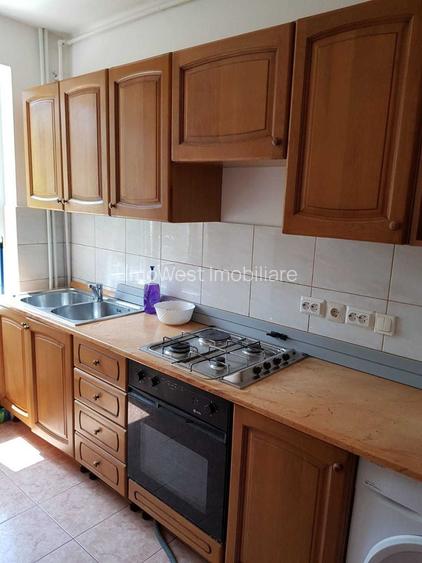 Tipografilor-Medicina | 2 camere | Centrala proprie | Decomandat - 4