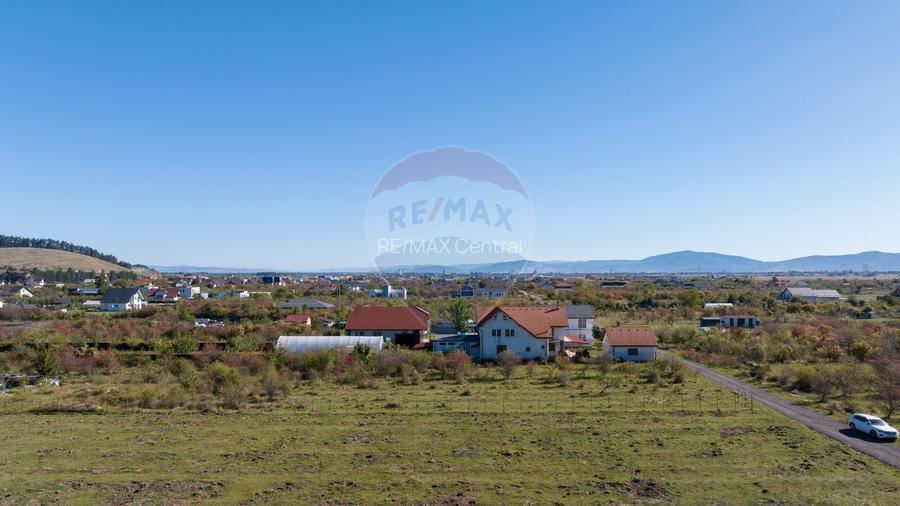 Teren Sanpetru -livada, Strada Nucului, 1296mp, apa, gaz, curent - 9