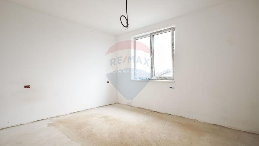 Casă Individuală în Cartierul Izvor - 17