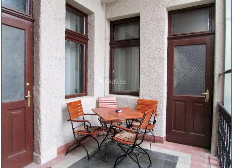 Apartament 4 Camere Vanzare - Piata Sfatului - 19