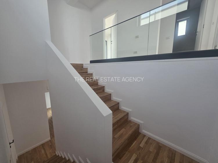 Vila LUX | 5 camere | TUNARI - 5