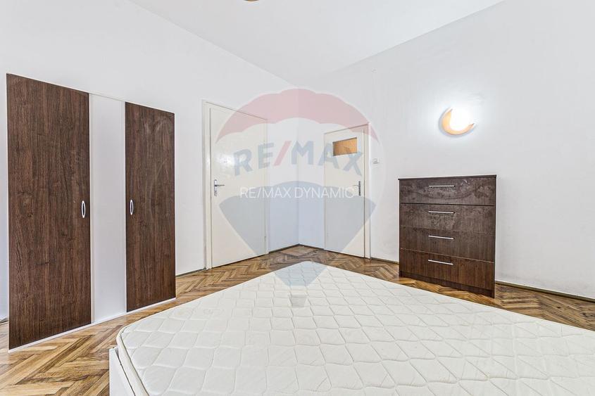Apartament cu 4 camere de vânzare în zona Ultracentral - 9