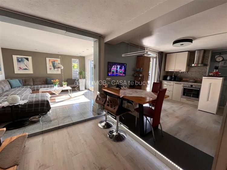 Lugoj,  Vila de Vis Cu Piscina, 440 Mp. Construiti, 820 Mp. Teren - 3