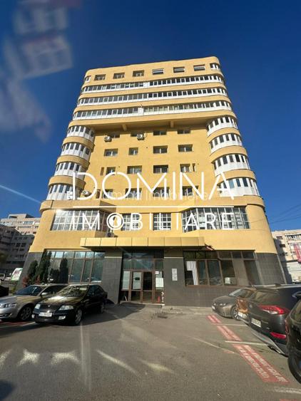*Spațiu ultracentral 220 mp* - vânzare/închiriere- vizibilitate maximă - 2